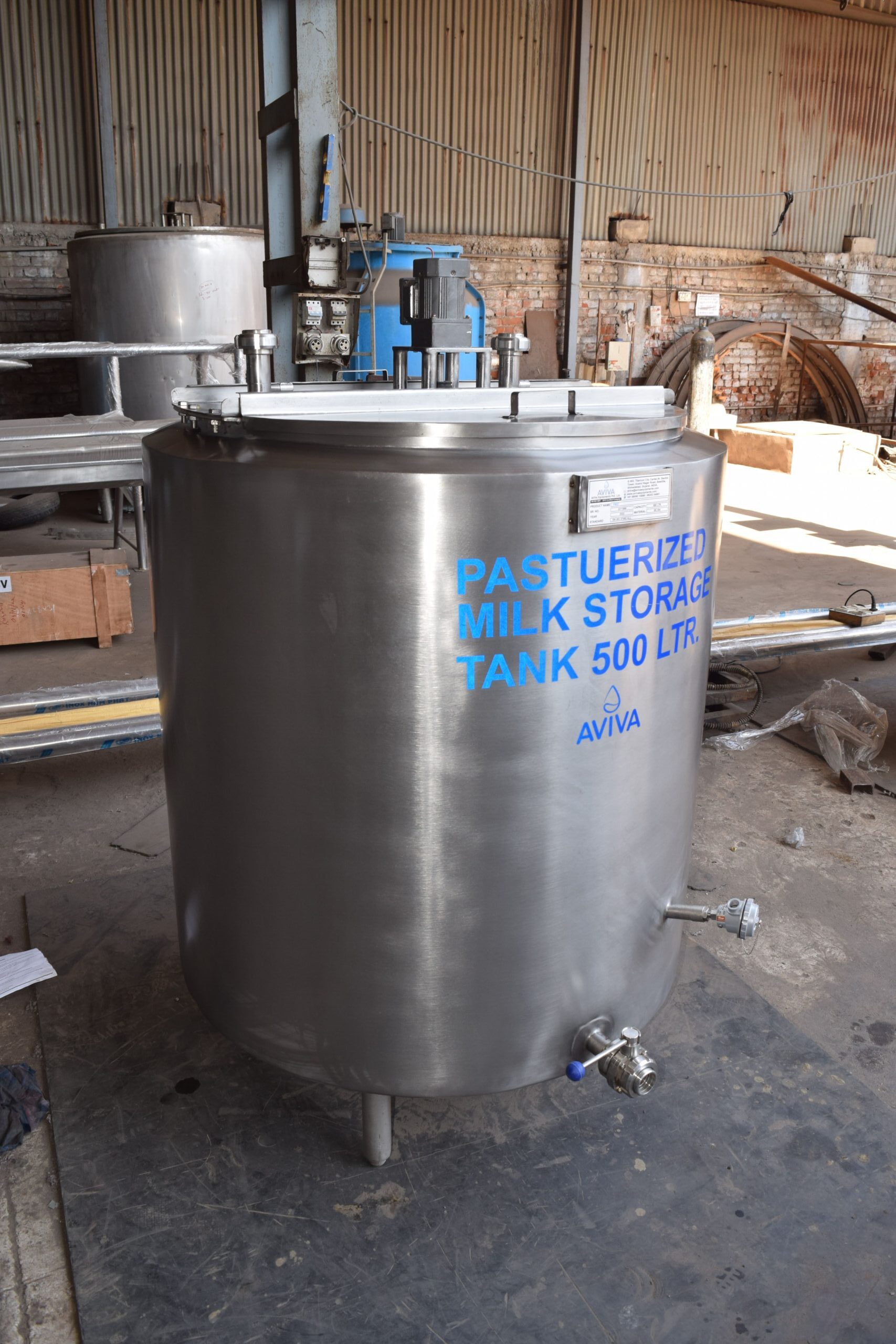 Vertical Milk Storage Tank