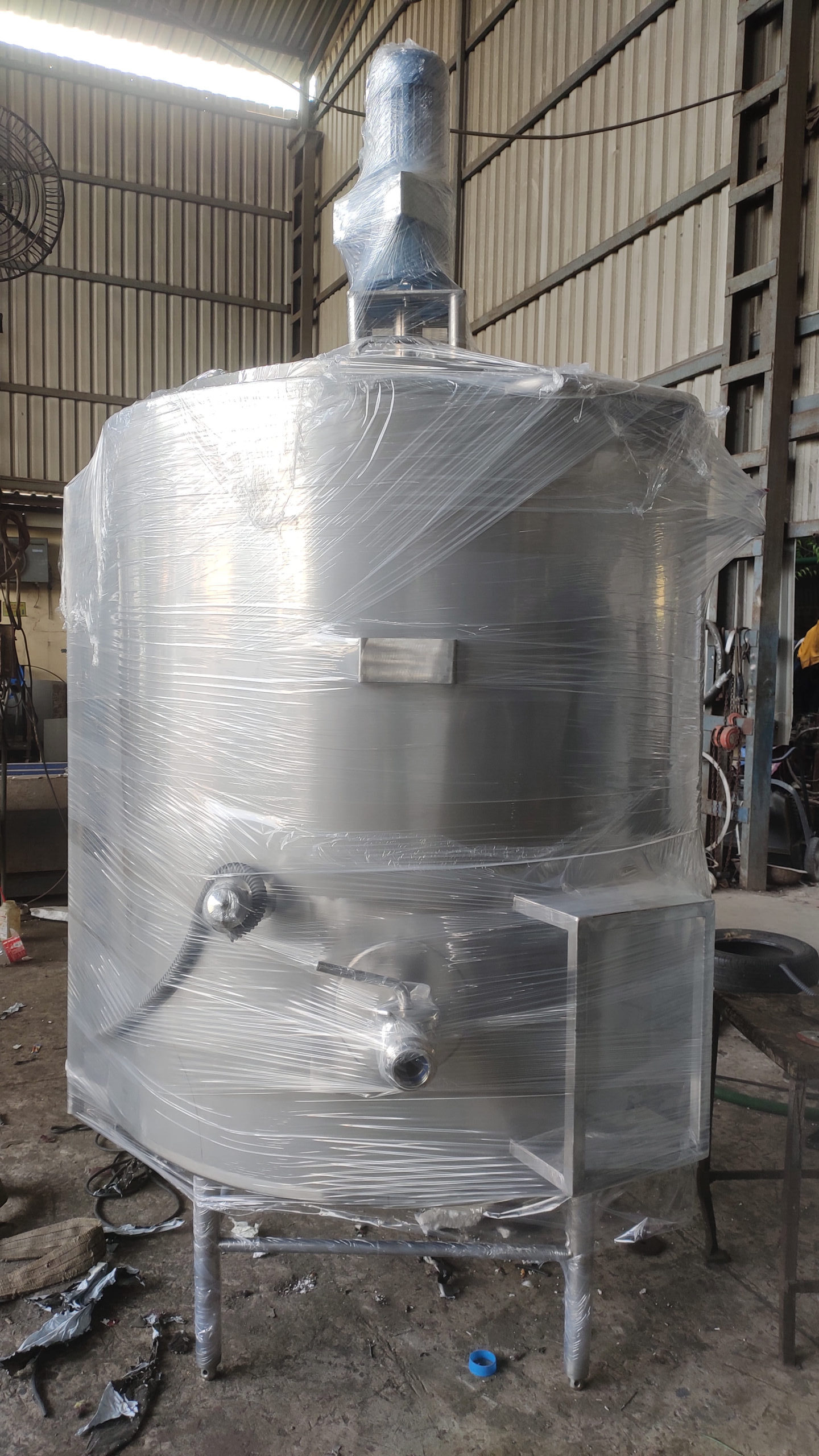 ghee storage tank